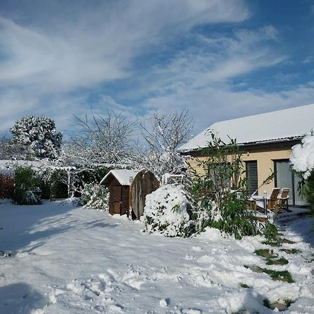 Gite Avec Option Bien-Etre Sur La Veloscenie Montigny-le-Chartif 外观 照片