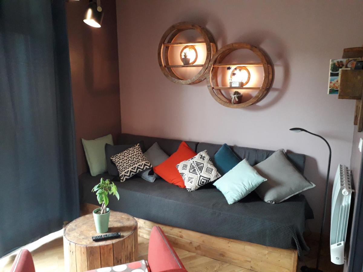 Gite Avec Option Bien-Etre Sur La Veloscenie Montigny-le-Chartif 外观 照片